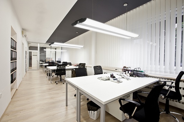 安装十分简便,适用於商业空间,具设计感的工作室,办公室,会议室,居家